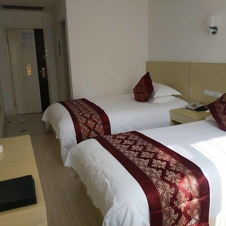 Huijing Holiday Hotel Shanghái Exterior foto